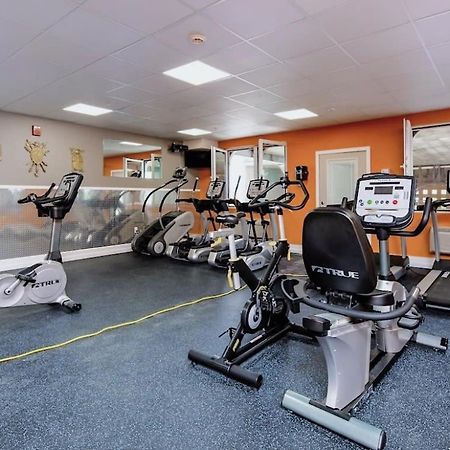 2Br Suite At The Grand Castle Pool Gym & Parking Grandville Esterno foto