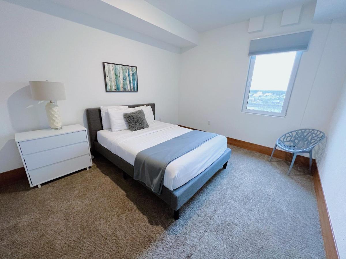 2Br Suite At The Grand Castle Pool Gym & Parking Grandville Esterno foto