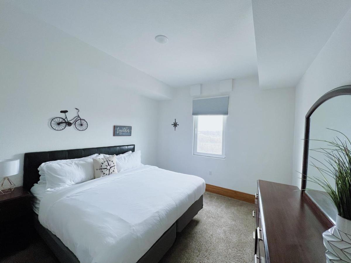 2Br Suite At The Grand Castle Pool Gym & Parking Grandville Esterno foto
